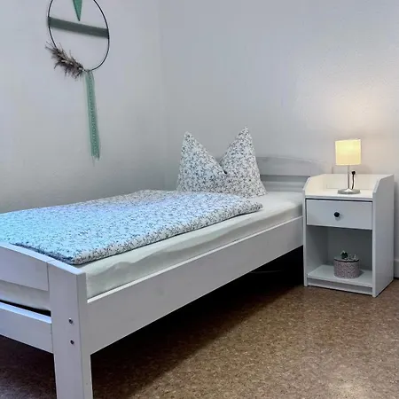 Landferienwohnung Simon アパート *